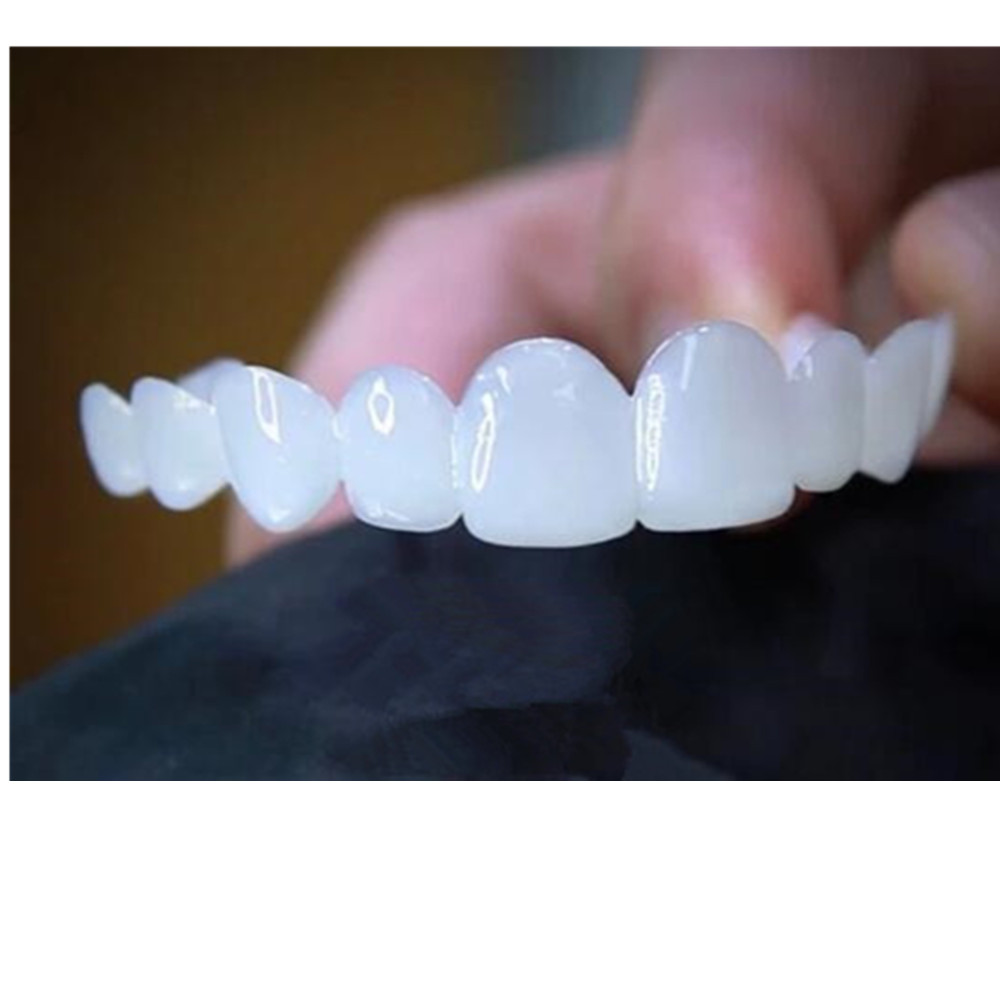 Holiday Travel Special Teeth V - огляд і ціна Teeth Whitening For Photos